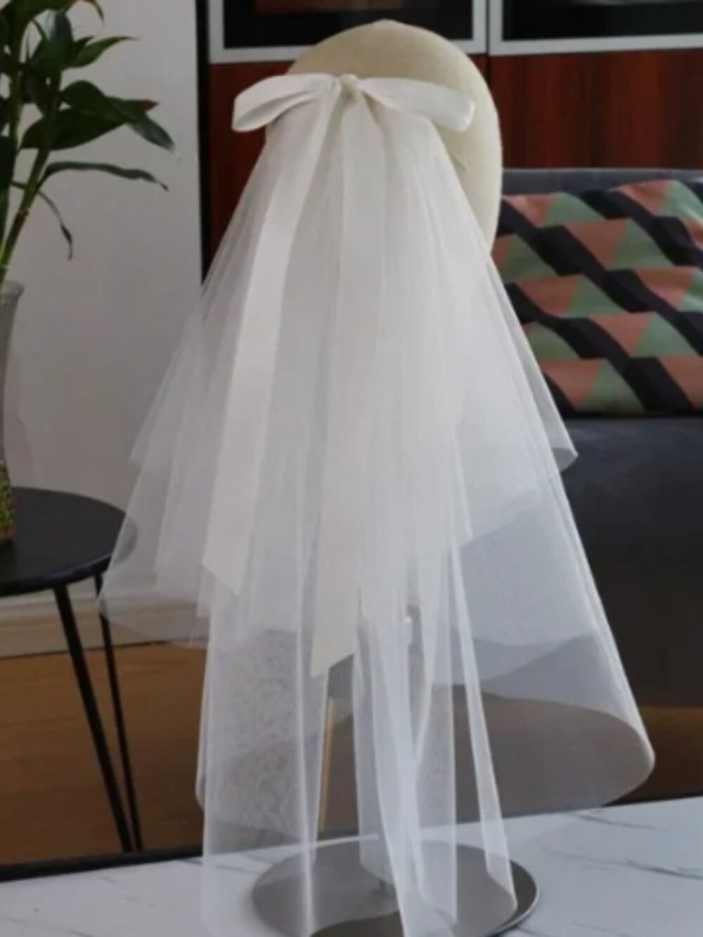 Short Wedding Veil with Silk Bow